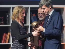 हंगरी-ब्रिटिश लेखक डेविड स्जेले को उपन्यास ‘फ्लेश’ के लिए 2025 का बुकर पुरस्कार 