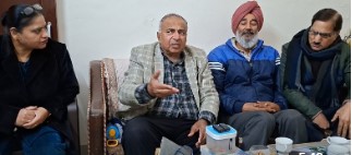 अंबाला के साहित्यकारों ने देश के वर्तमान हालात पर गहरी चिंता व्यक्त की