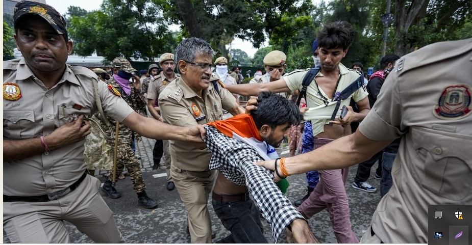 सीजेपी आंदोलन: वांगचुक जारी रखेंगे अनशन, विपक्षी दलों ने प्रदर्शनकारियों पर पुलिस की हिंसा की कड़ी निंदा की